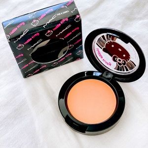 MAC X Hello Kitty “Fun & Games” Blush